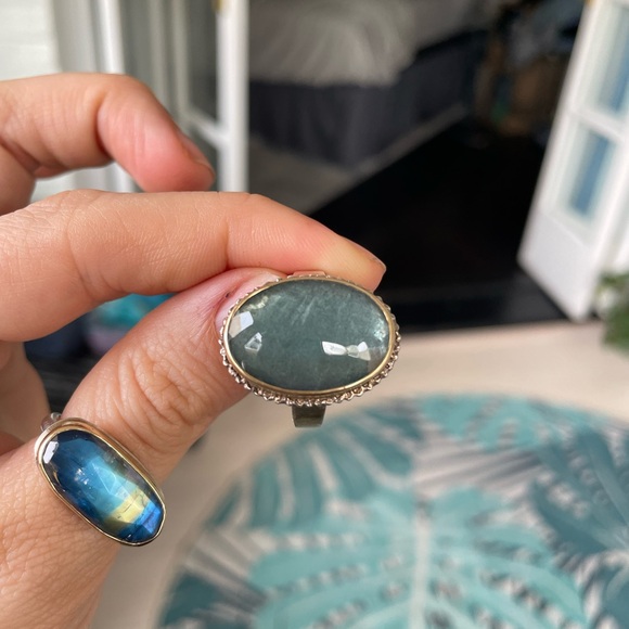 Jamie joseph moss aquamarine oval yellow gold ruffled ring - Picture 8 of 9